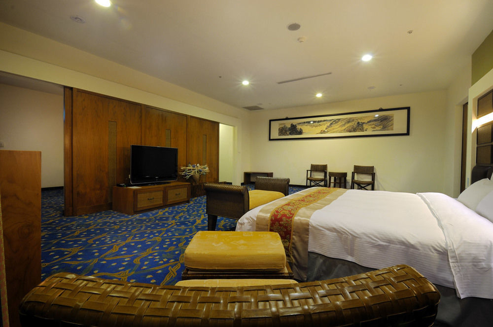 Hoya Resort, Wuling Heping  Exterior photo